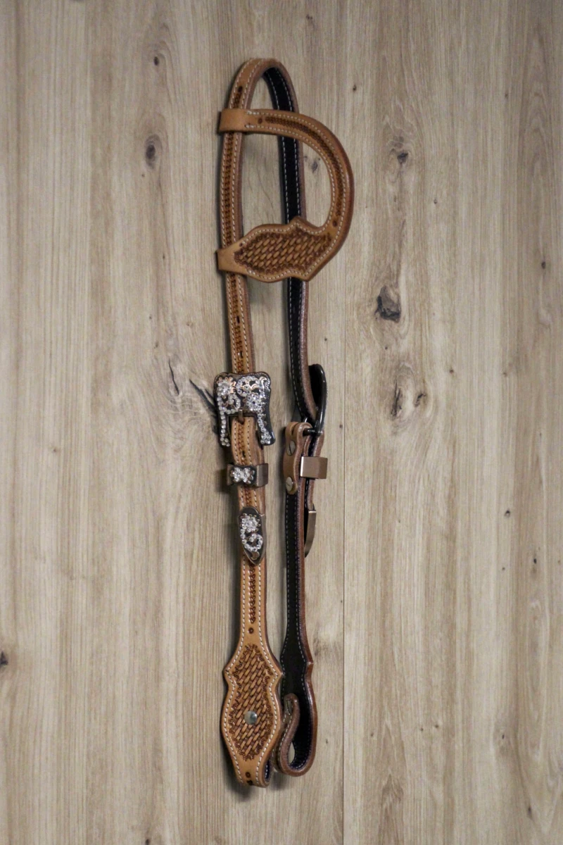 Custom Made Crystal Einohr (CE027)