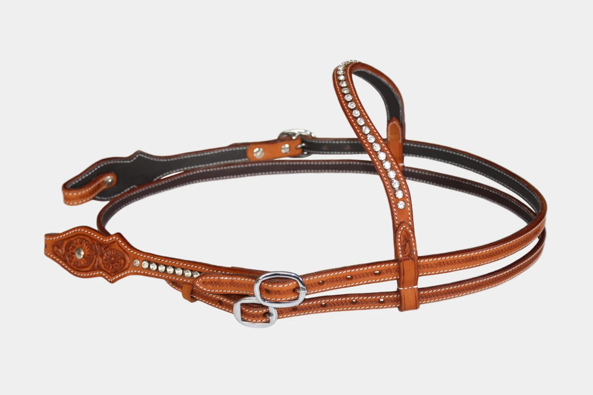 Cattlemans, GVR - Stirnband scalloped crystal white flower tooling, Show, Westerntrense, Quarter Horse, browband, Strass, weiß, chestnut Cattlemans, GVR - Stirnband scalloped crystal white flower tooling, Show, Westerntrense, Quarter Horse, browband, Strass, weiß, chestnut