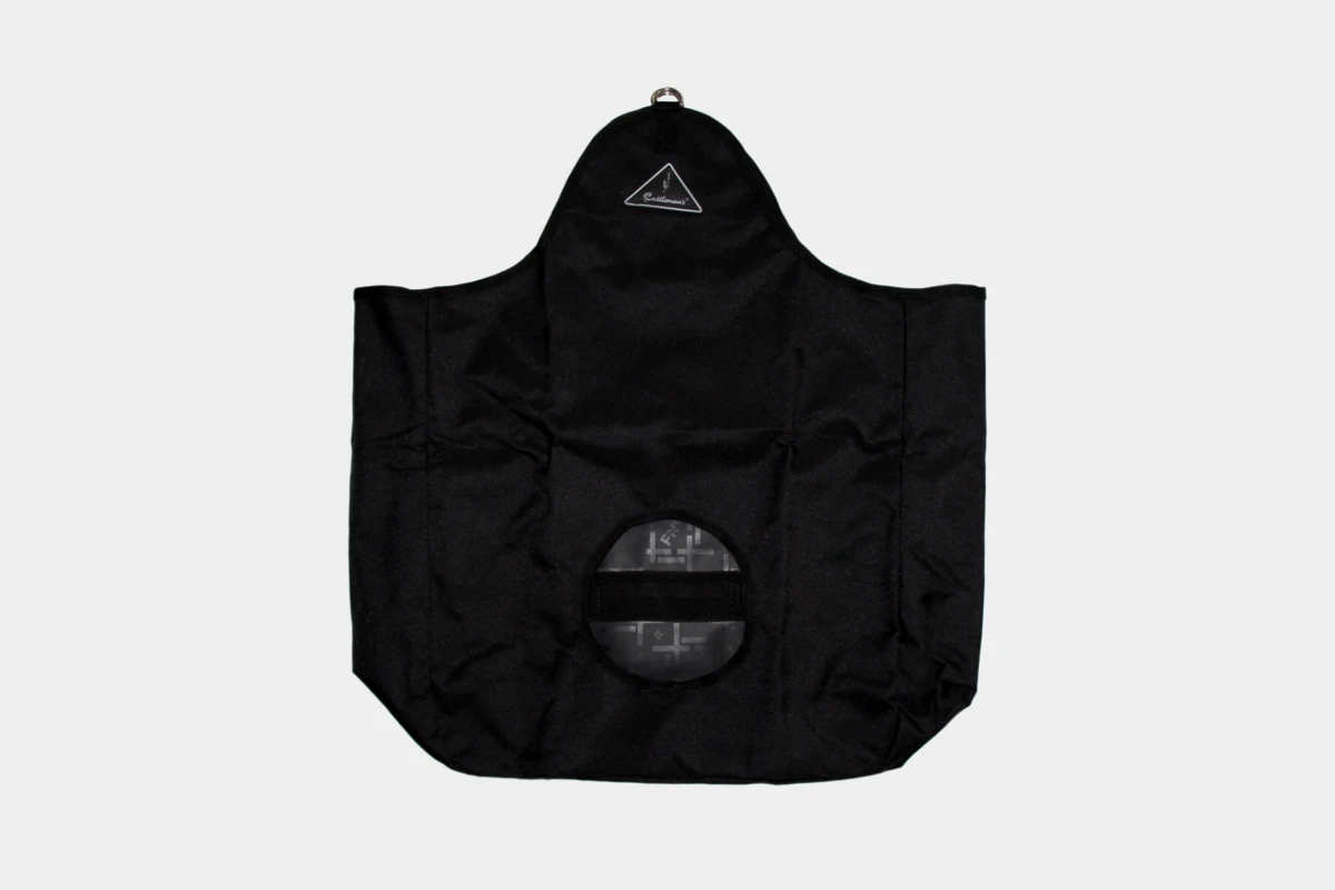 Cattlemans, GVR - Heutasche, Heusack mit Fressöffnung, hay bag, feeder, Nylon, black, schwarz Cattlemans, GVR - Heutasche, Heusack mit Fressöffnung, hay bag, feeder, Nylon, black, schwarz