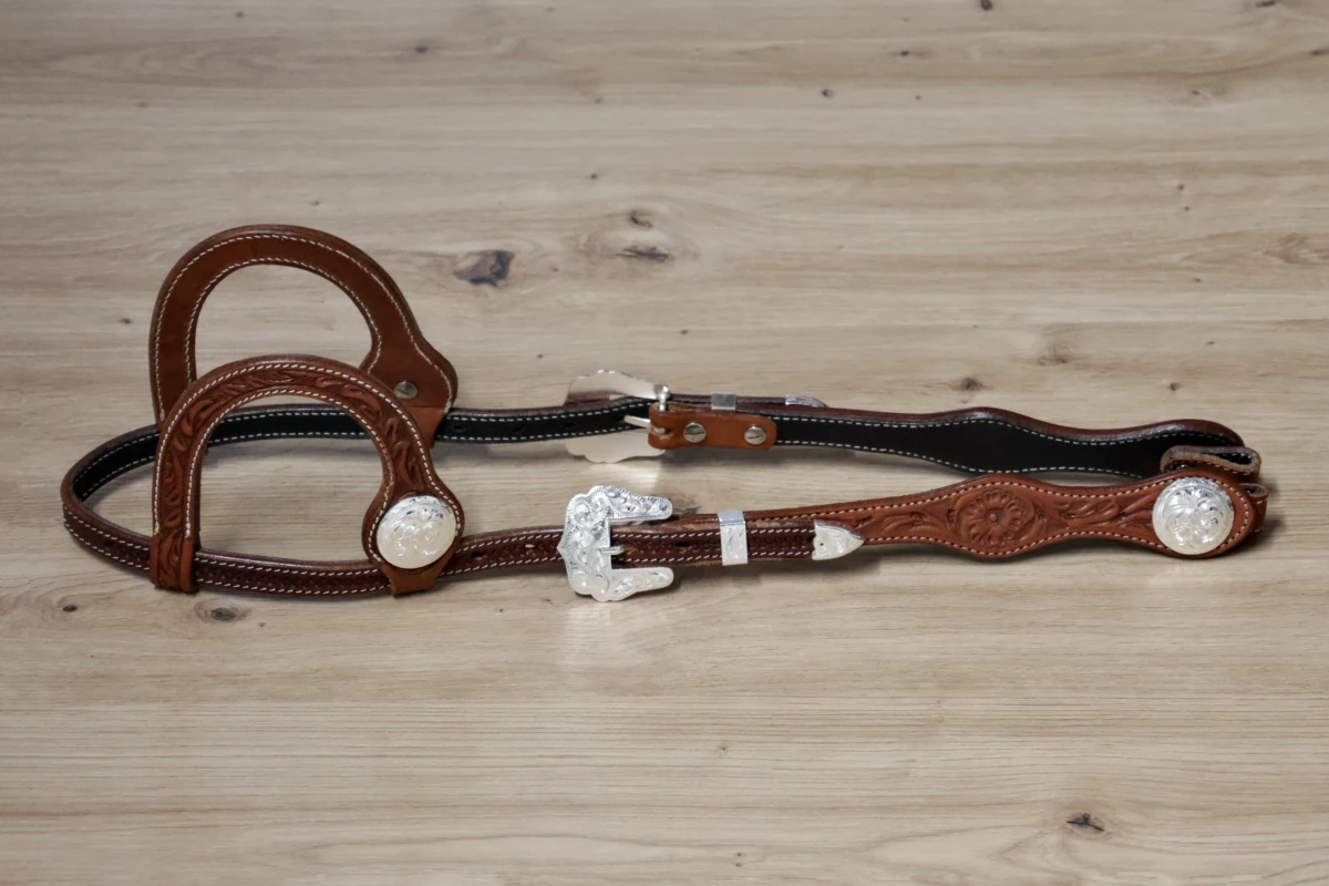 Cattlemans, GVR - Unique Show Zweiohr chestnut-dark chestnut double round and Hansen Silver Buckle Sets Scottsdale, Westerntrense, Quarter Horse, two ear
