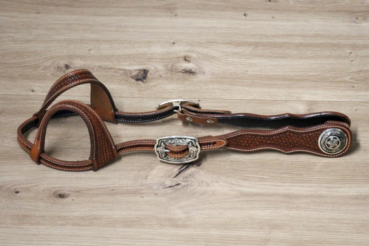 Cattlemans, GVR - Unique Show Zweiohr antique chestnut large scalloped and Silver buckle sets with flower, Westerntrense, Quarter Horse, two ear, Einzelstueck