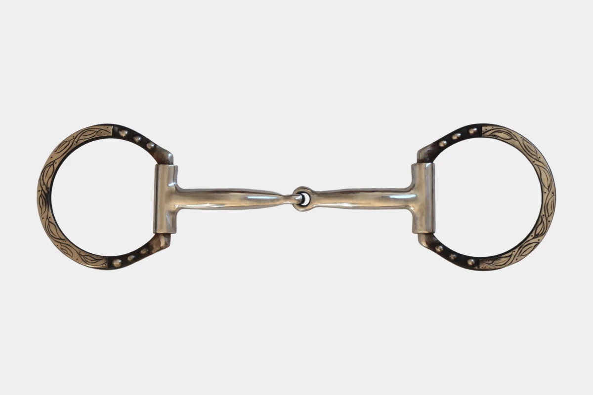 Pro Stuff - D-Ring Snaffle Bit black steel silver engraved trim and dots ohne Kupfereinlagen, Gebiss, anatomical, copper inlays, Silber, Stahl Pro Stuff - D-Ring Snaffle Bit black steel silver engraved trim and dots ohne Kupfereinlagen, Gebiss, anatomical, copper inlays, Silber, Stahl