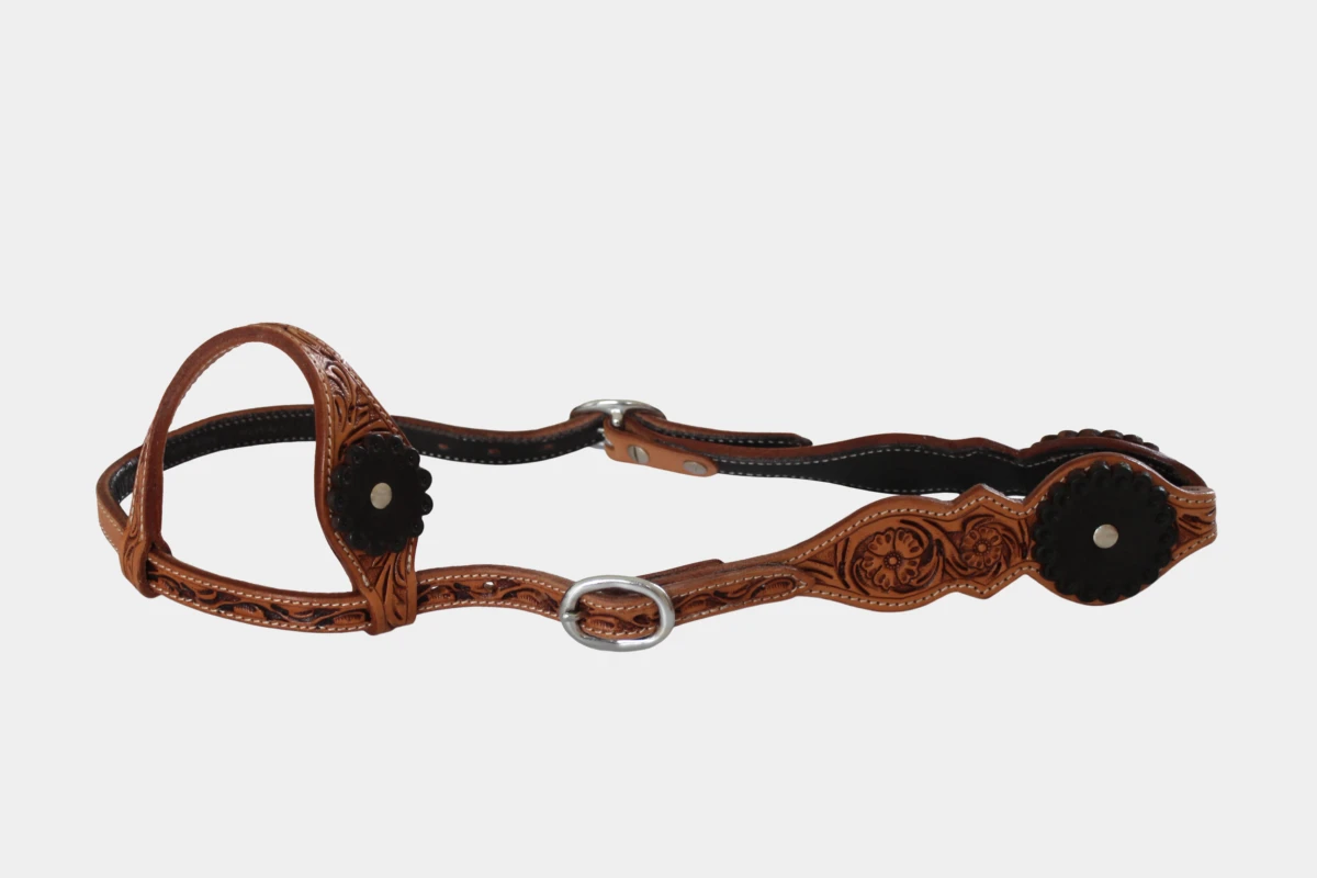 Cattlemans, GVR - Einohr double big scalloped flower tooling, contrasting leather Conchos, Westerntrense, Quarter Horse, one ear, russet Cattlemans, GVR - Einohr double big scalloped flower tooling, contrasting leather Conchos, Westerntrense, Quarter Horse, one ear, russet