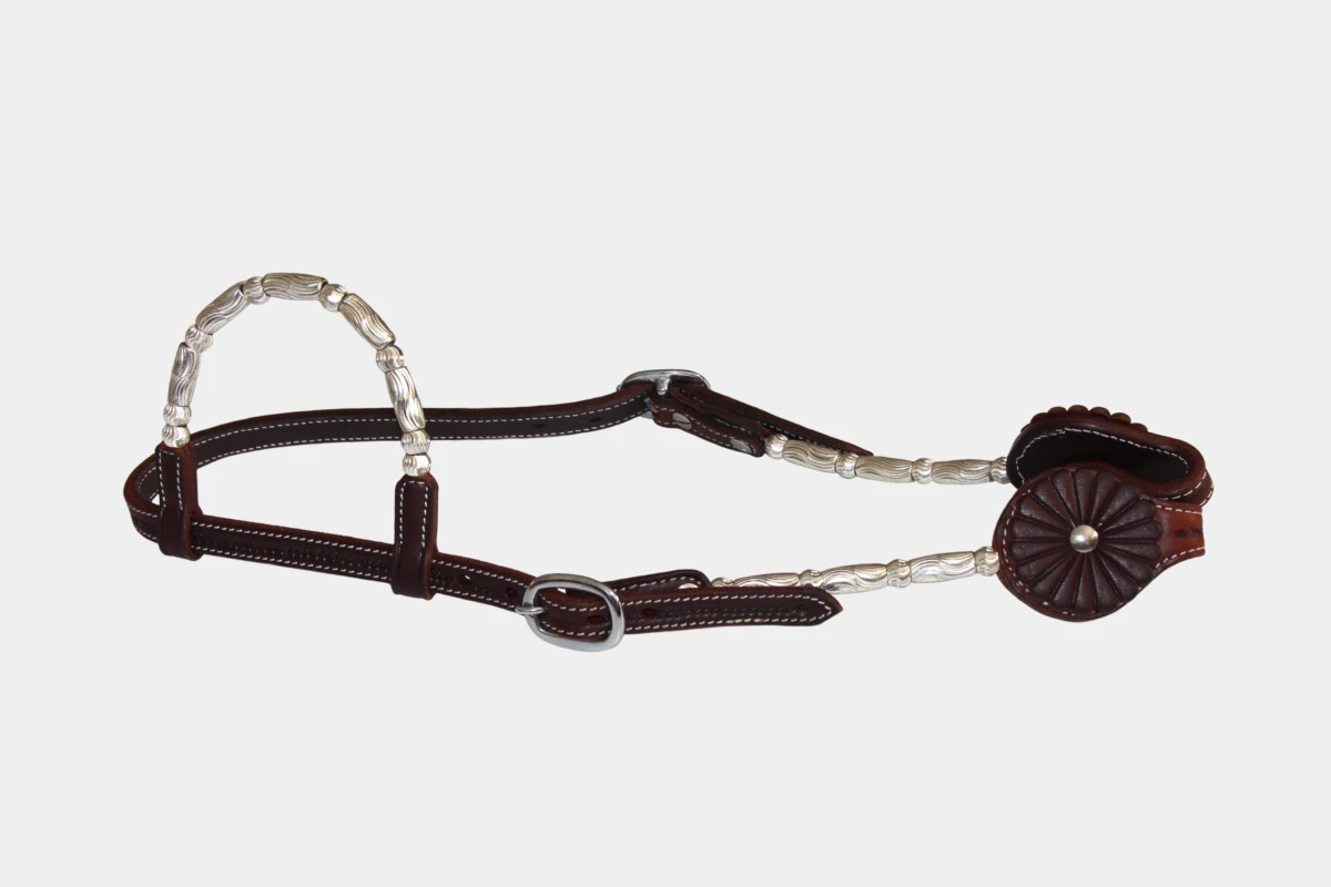 Cattlemans, GVR - Einohr ferrules sunflower grain tooling, Show, Westerntrense, Quarter Horse, one ear, dark chestnut Cattlemans, GVR - Einohr ferrules sunflower grain tooling, Show, Westerntrense, Quarter Horse, one ear, dark chestnut