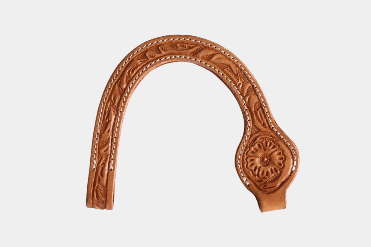 Cattlemans, GVR - Ohrteil round flower tooling, earpeace, Leder, leather, russet Cattlemans, GVR - Ohrteil round flower tooling, earpeace, Leder, leather, russet
