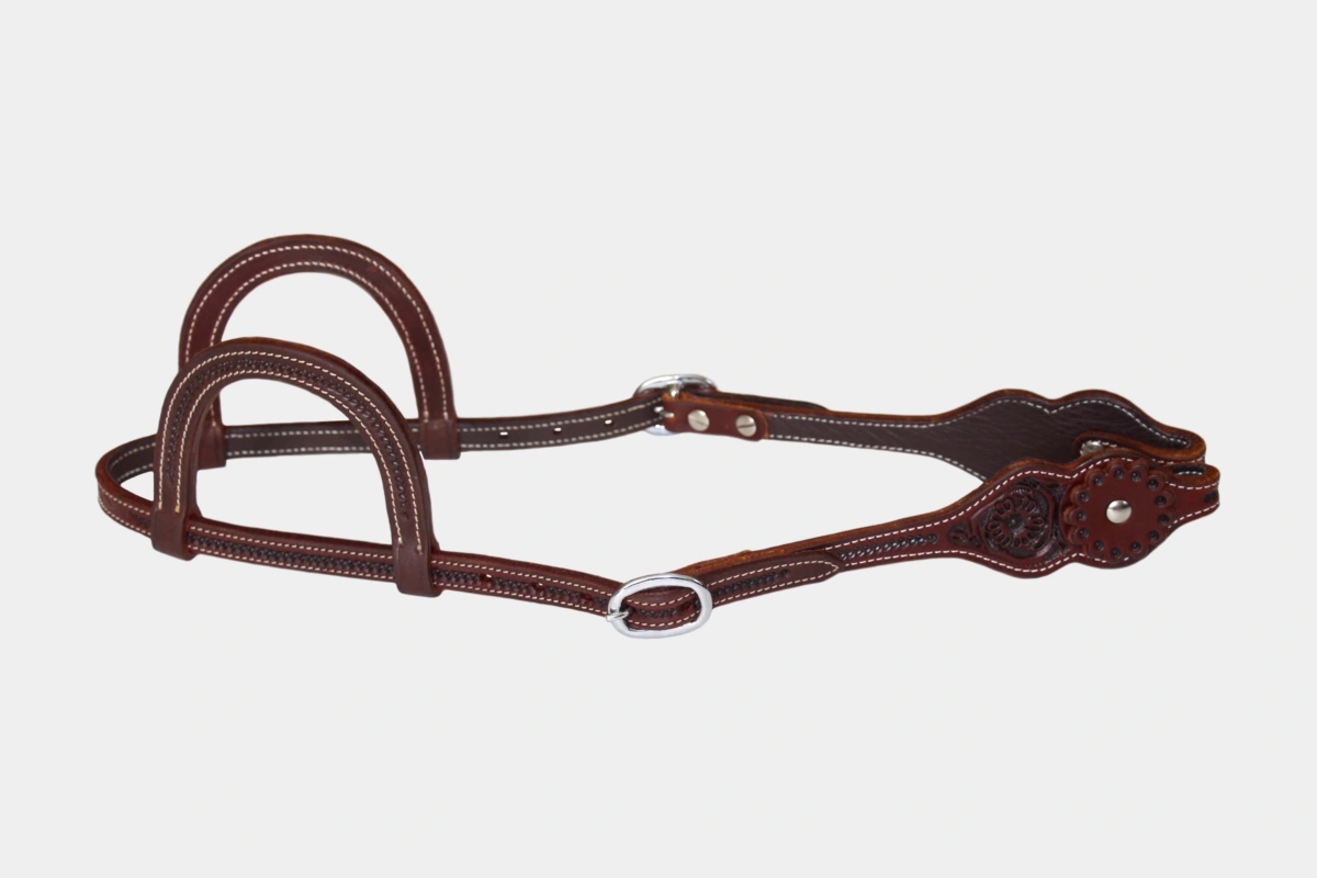 Cattlemans, GVR - Zweiohr bell shape flower tooling, Westerntrense, Quarter Horse, two ear, dark chestnut Cattlemans, GVR - Zweiohr bell shape flower tooling, Westerntrense, Quarter Horse, two ear, dark chestnut