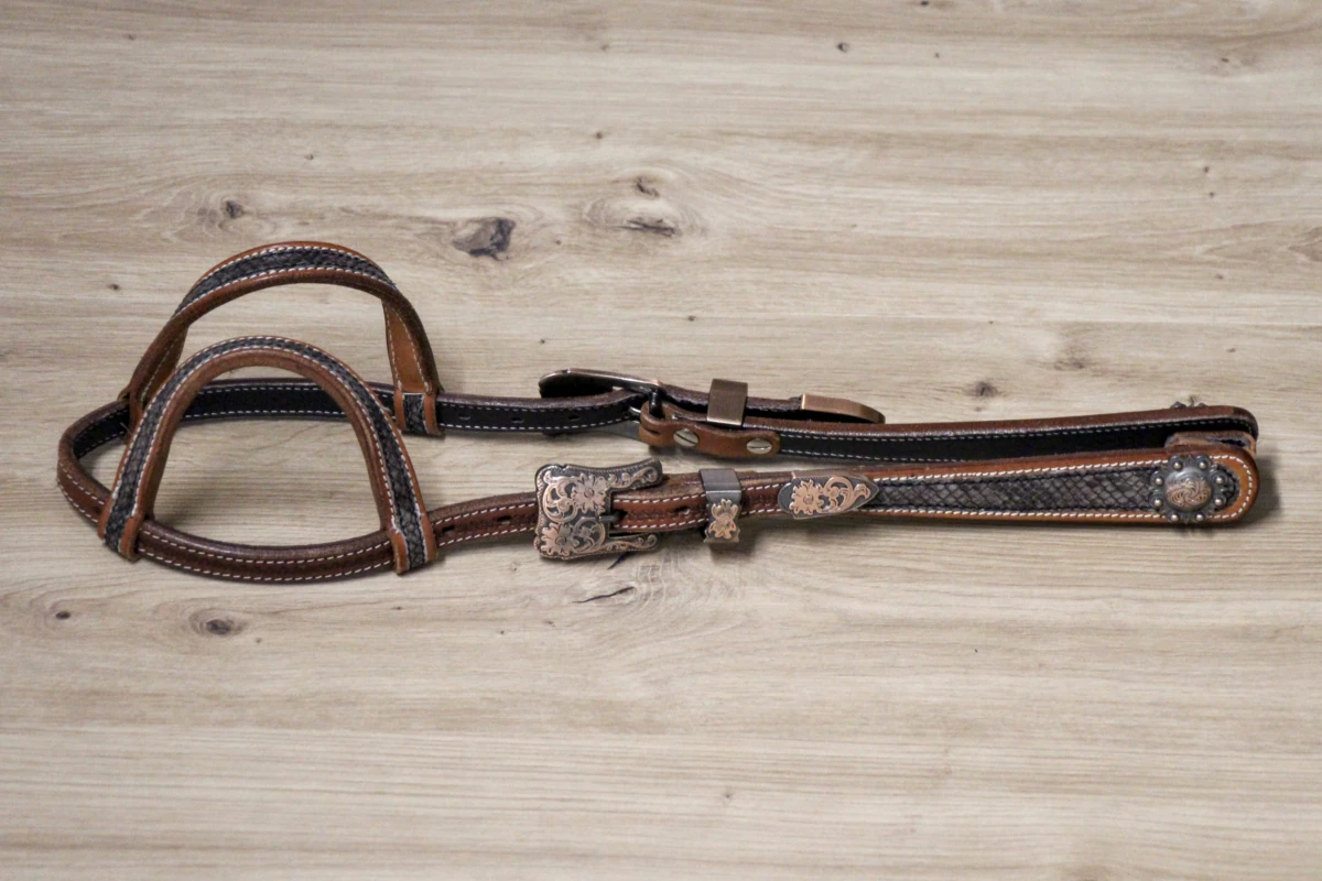 Cattlemans, GVR - Unique Show Zweiohr snake-chestnut small round teardrop and Buckle Sets copper, Westerntrense, Quarter Horse, two ear Cattlemans, GVR - Unique Show Zweiohr snake-chestnut small round teardrop and Buckle Sets copper, Westerntrense, Quarter Horse, two ear