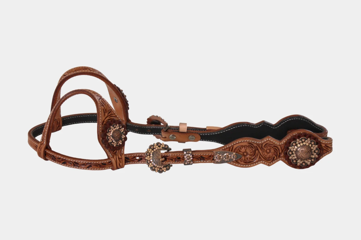 Cattlemans, GVR - Zweiohr double big scalloped crystal copper peach flower tooling, contrasting leather conchos, Westerntrense, Quarter Horse, two ear, strass, pfirsich, orange, russet Cattlemans, GVR - Zweiohr double big scalloped crystal copper peach flower tooling, contrasting leather conchos, Westerntrense, Quarter Horse, two ear, strass, pfirsich, orange, russet