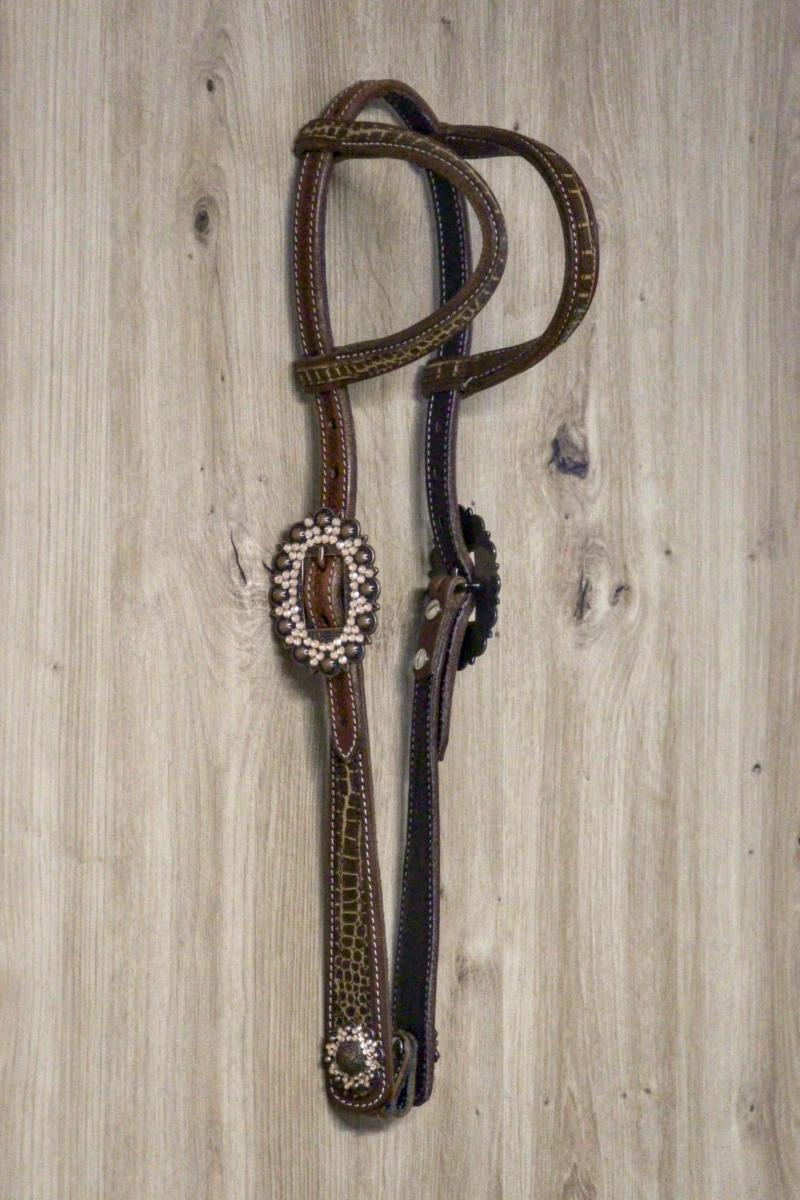 Custom Made Crystal Zweiohr (CZ024)