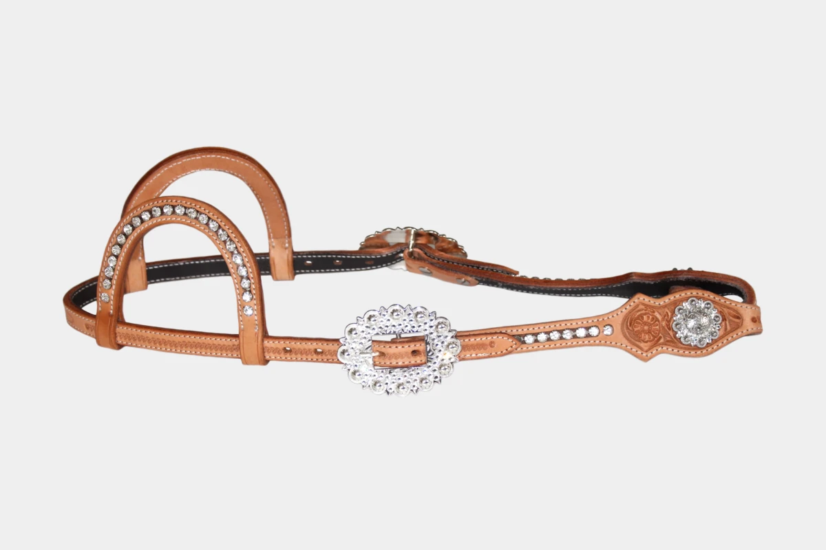 Cattlemans, GVR - Zweiohr scalloped crystal dots white flower tooling, Show, Westerntrense, Quarter Horse, two ear, Strass, weiß, russet Cattlemans, GVR - Zweiohr scalloped crystal dots white flower tooling, Show, Westerntrense, Quarter Horse, two ear, Strass, weiß, russet